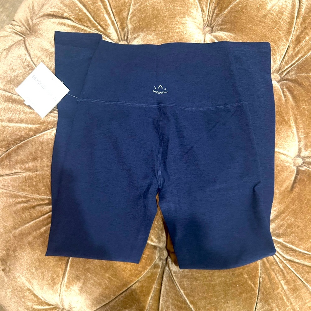 Beyond Yoga Caught in the Midi High Waisted Navy Size S never worn